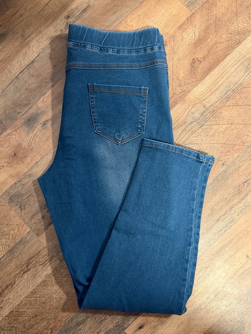 Light Wash Pull-On Jeggings - Classic Blue